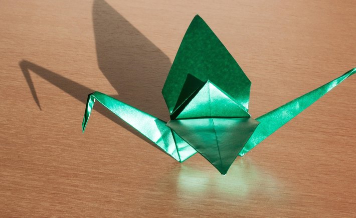Fold a Flapping Bird That Actually Moves When You Pull Its Tail